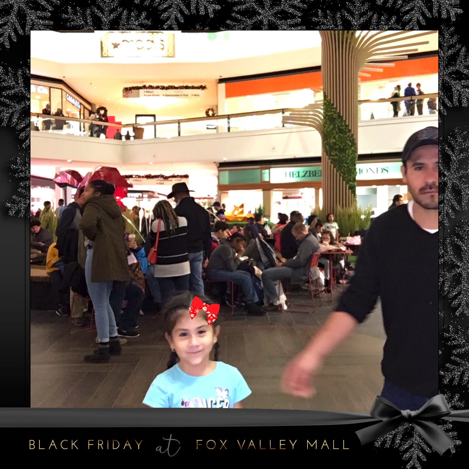 Black Friday | View more photos from the event at events.alfrescophoto.com/u/AlfrescoPhoto/Black-Friday